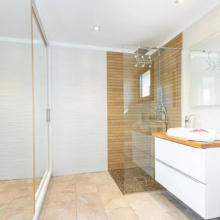 Apart-rent Alberes Villa