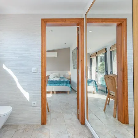 Apart-rent Alberes Villa