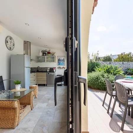 Apart-rent Alberes Villa Empuriabrava